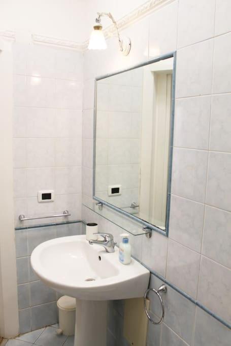 Casa Dei Gemelli Apartment Napoli Bagian luar foto